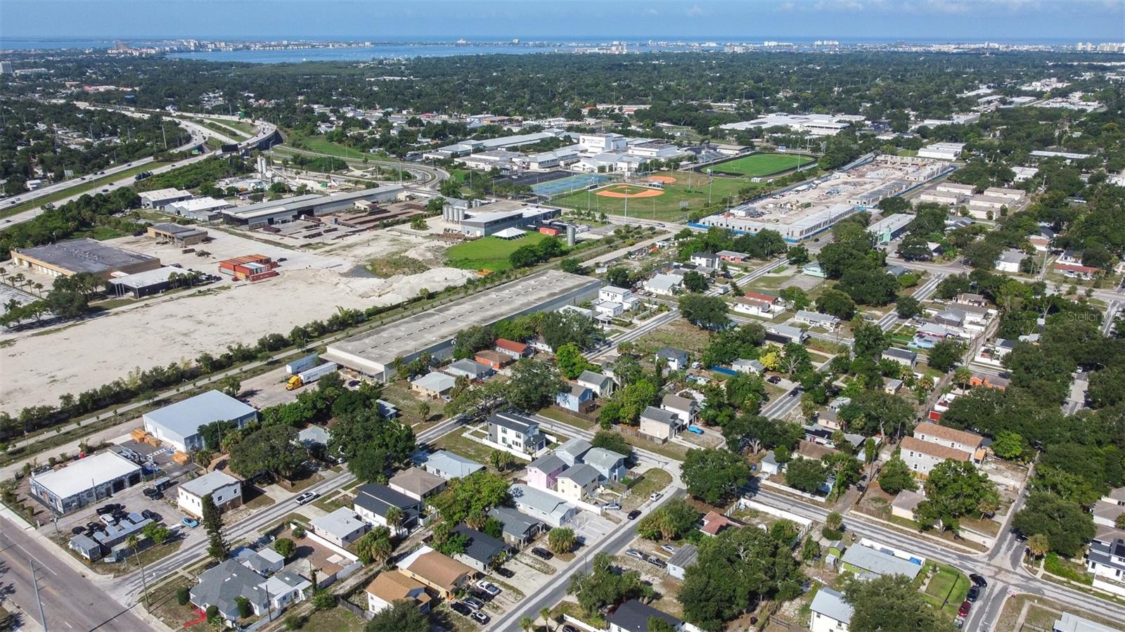 EAST ROSELAWN - Residential Income