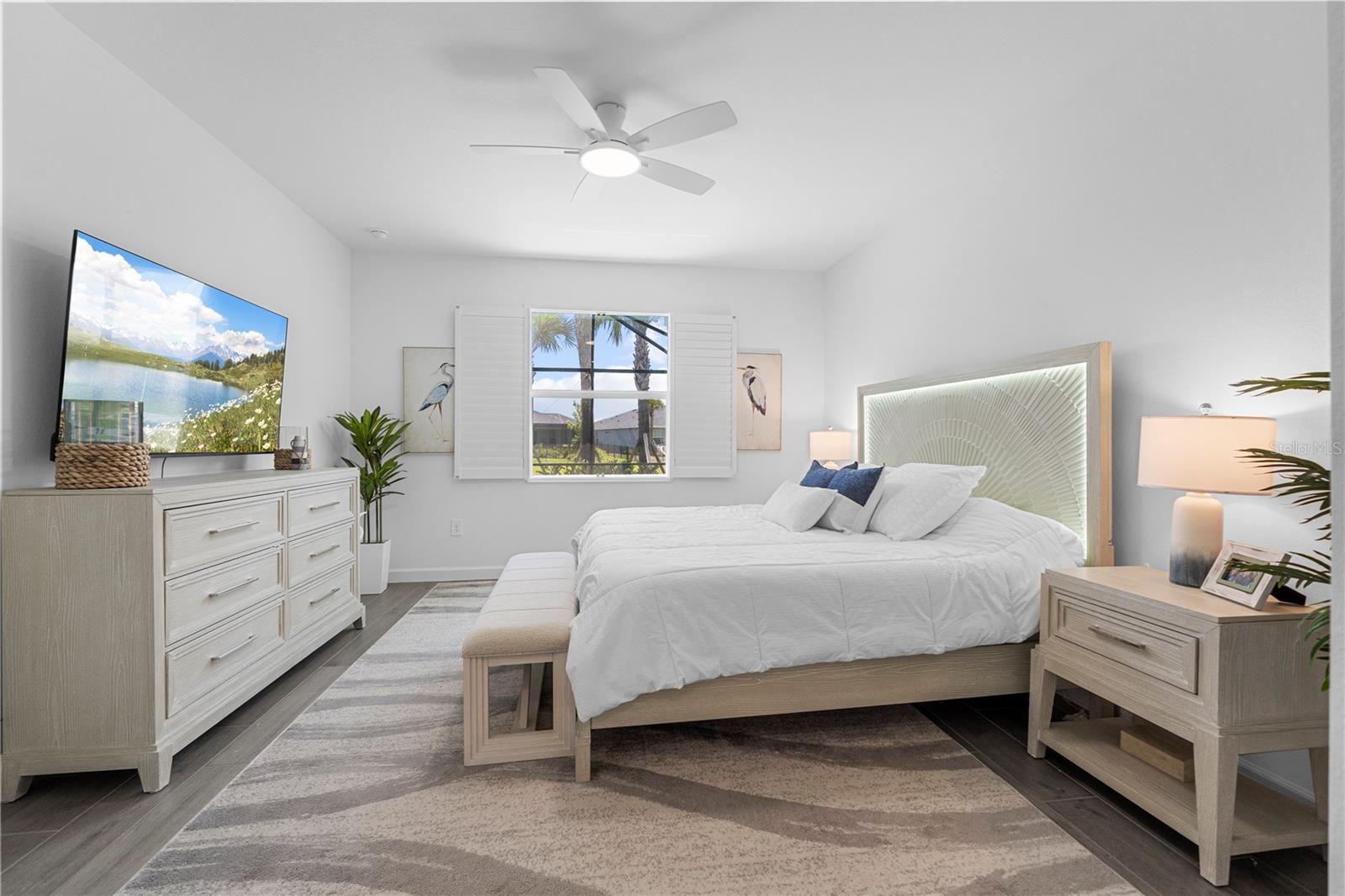 TUCKERS COVE - Residential