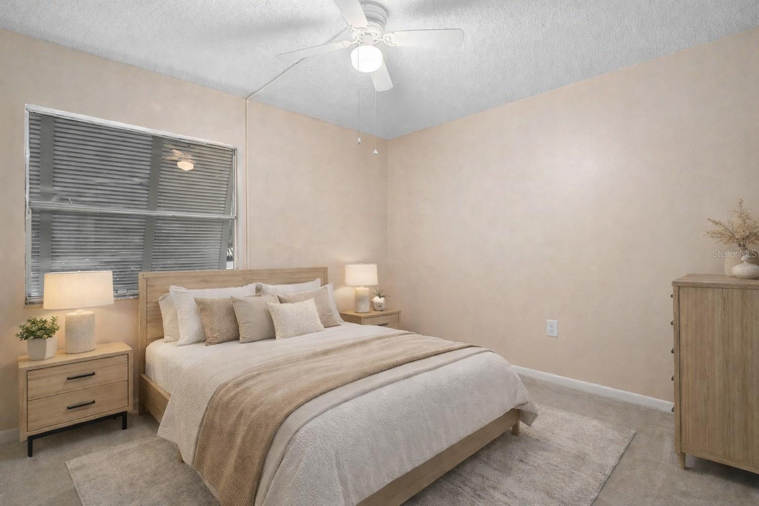 LAKESIDE CONDO APTS - Residential