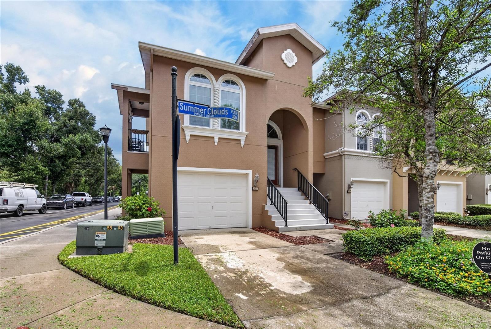WHISPERING OAKS TWNHMS - Residential