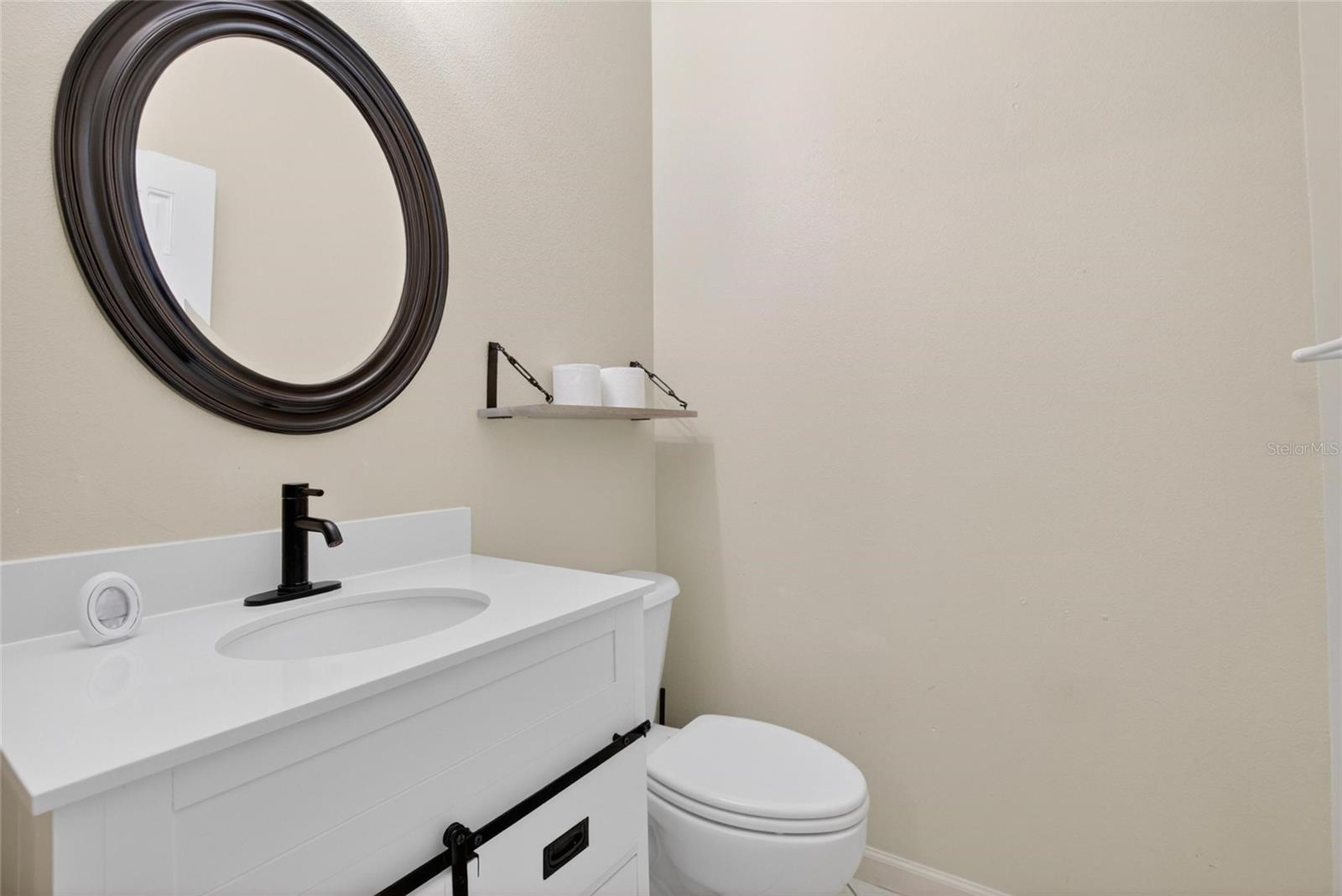 WHISPERING OAKS TWNHMS - Residential