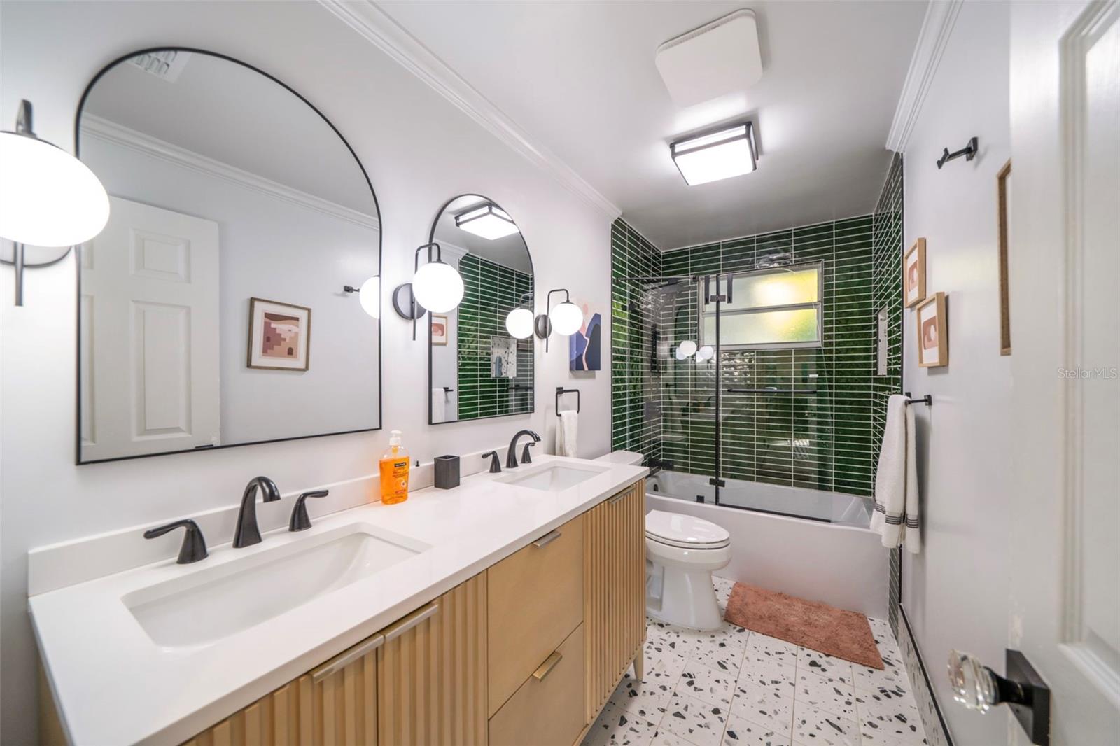 WILLOUGHBY ACRES - Residential