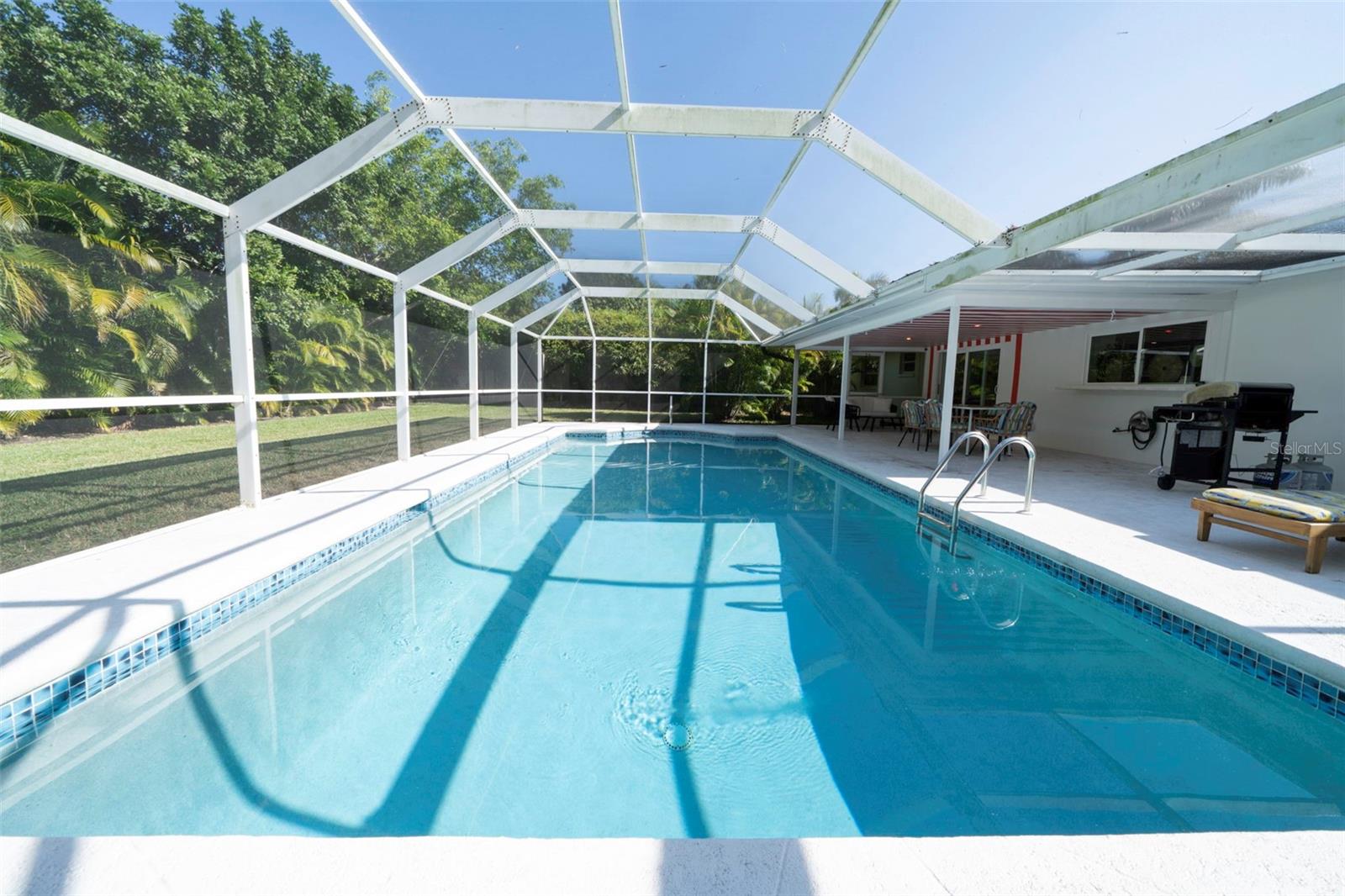 WILLOUGHBY ACRES - Residential