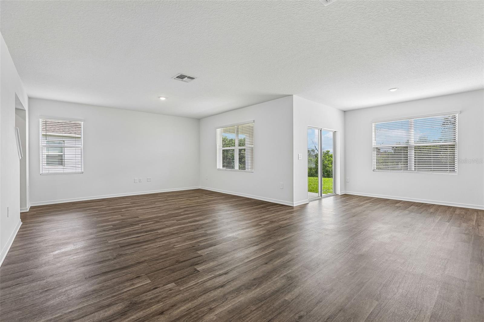 CASCADES PHASE 3 - Residential