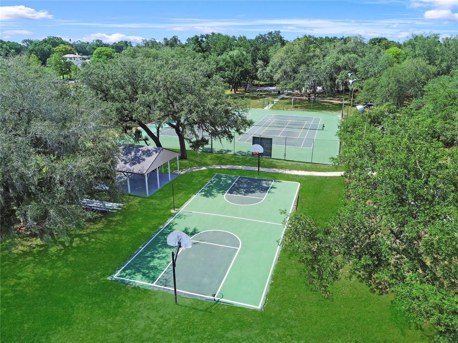 BAY LAKES AT GRANADA SEC 05 - Residential