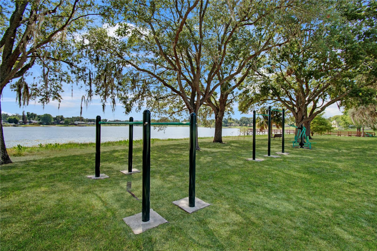 BAY LAKES AT GRANADA SEC 05 - Residential