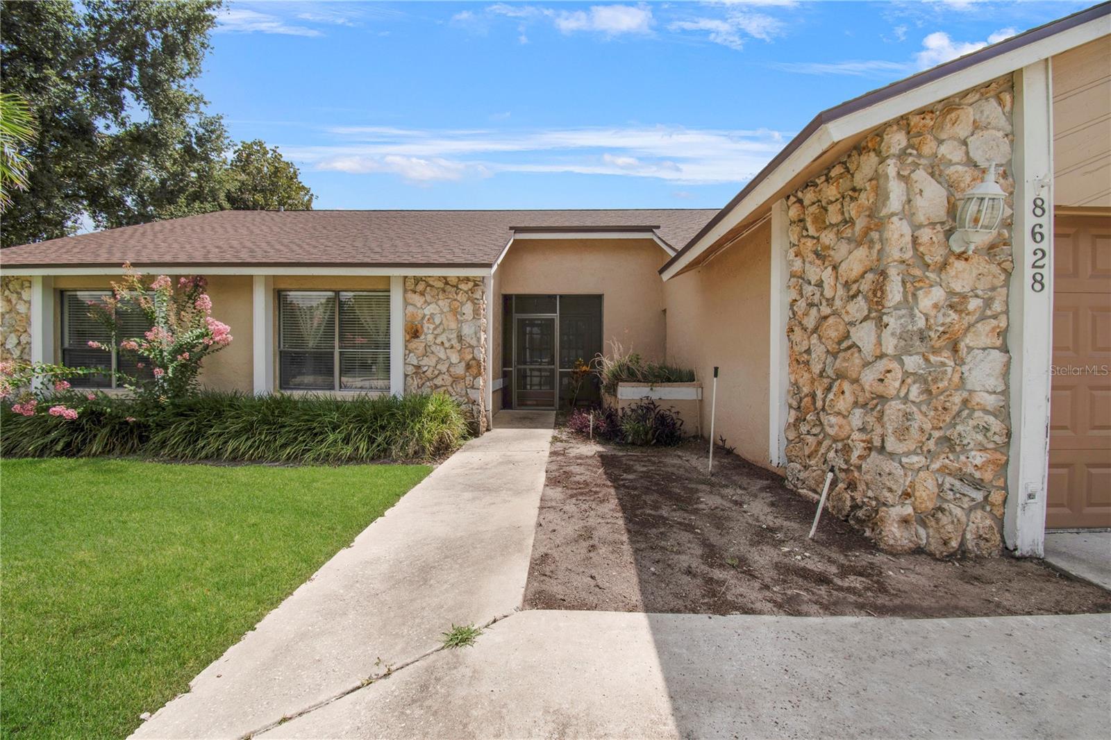BAY LAKES AT GRANADA SEC 05 - Residential
