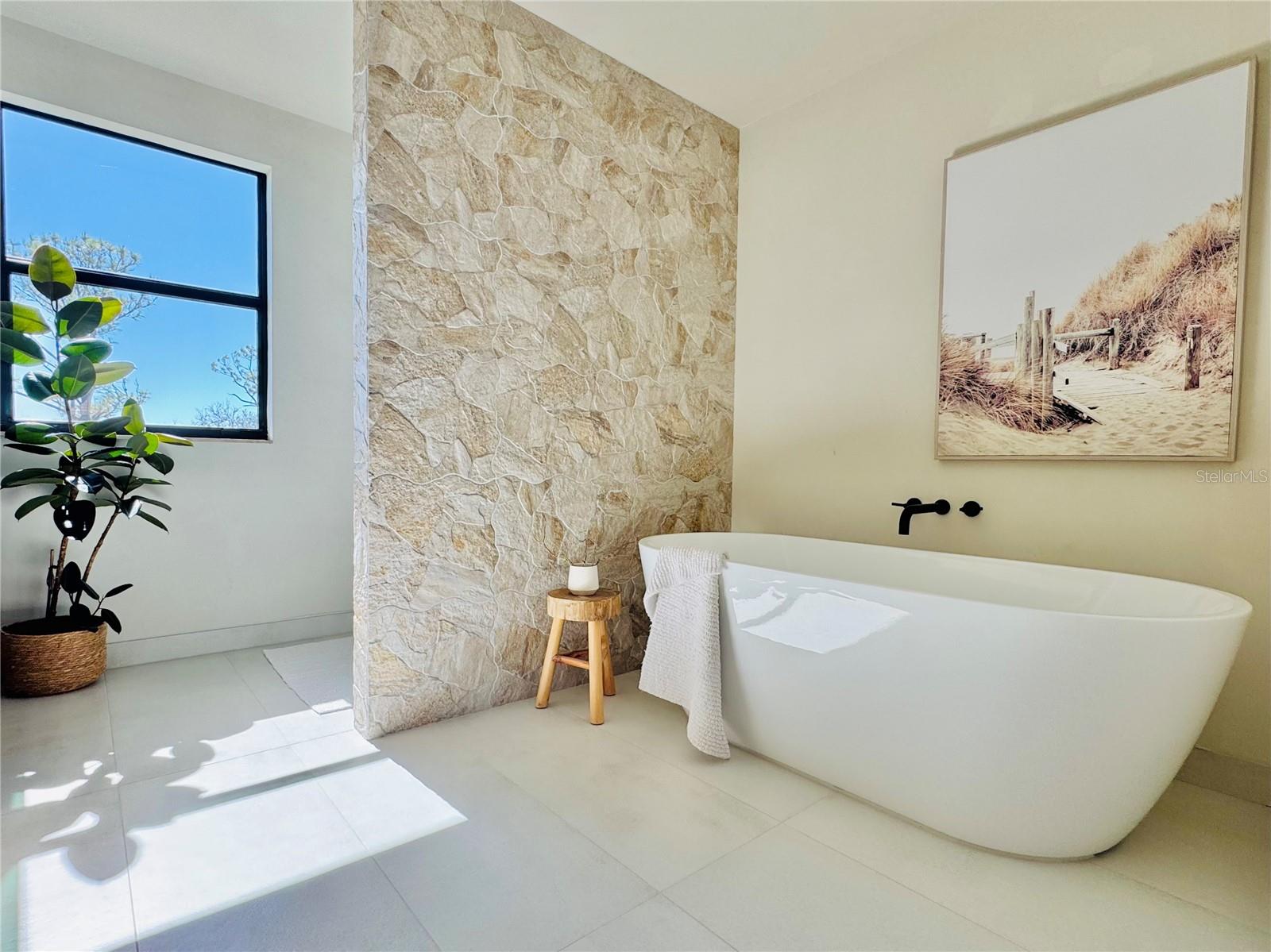 GRAN PARADISO PH 1 - Residential