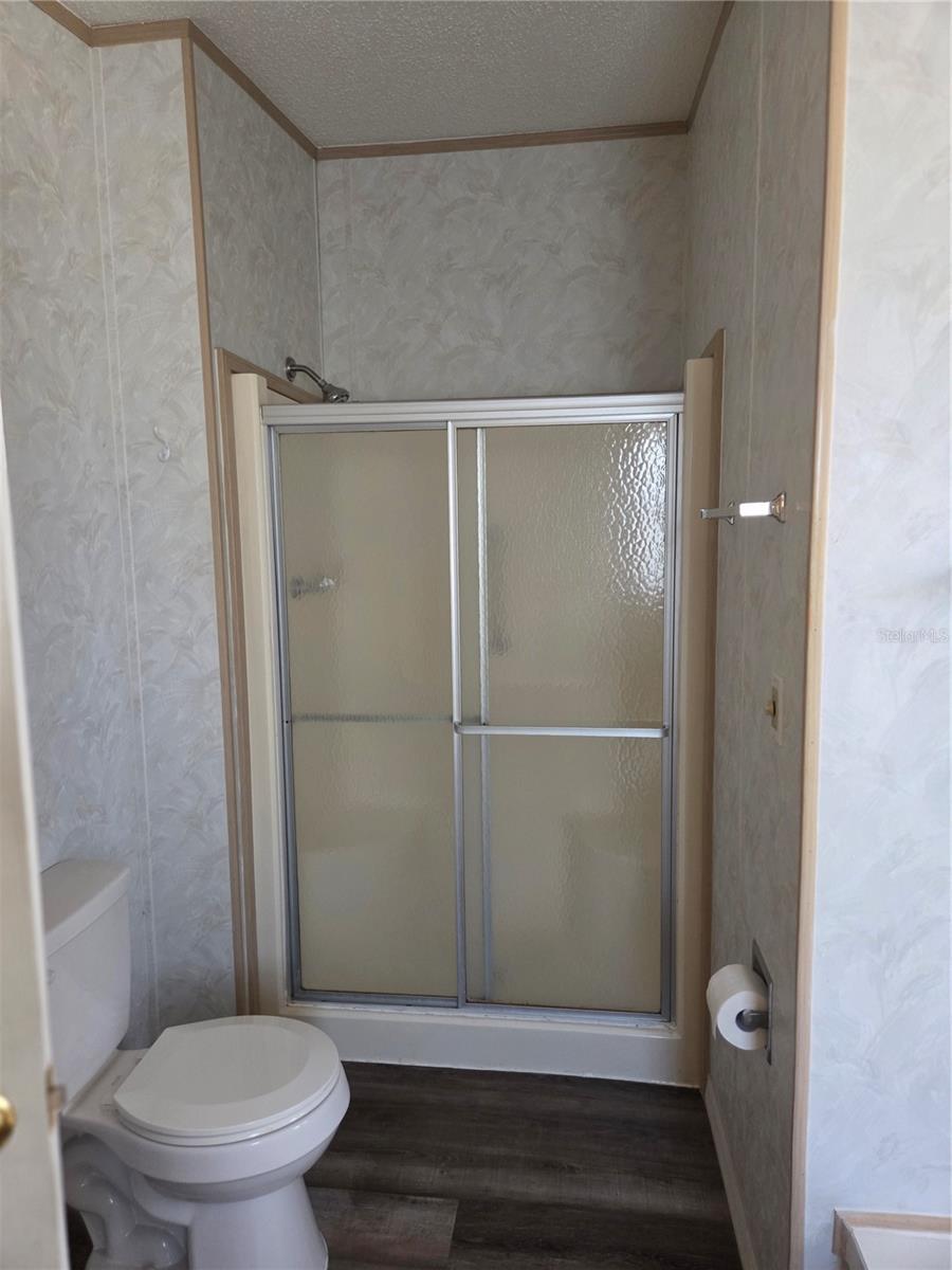 TAVARES FOX RUN MOBILE HOME - Residential Lease