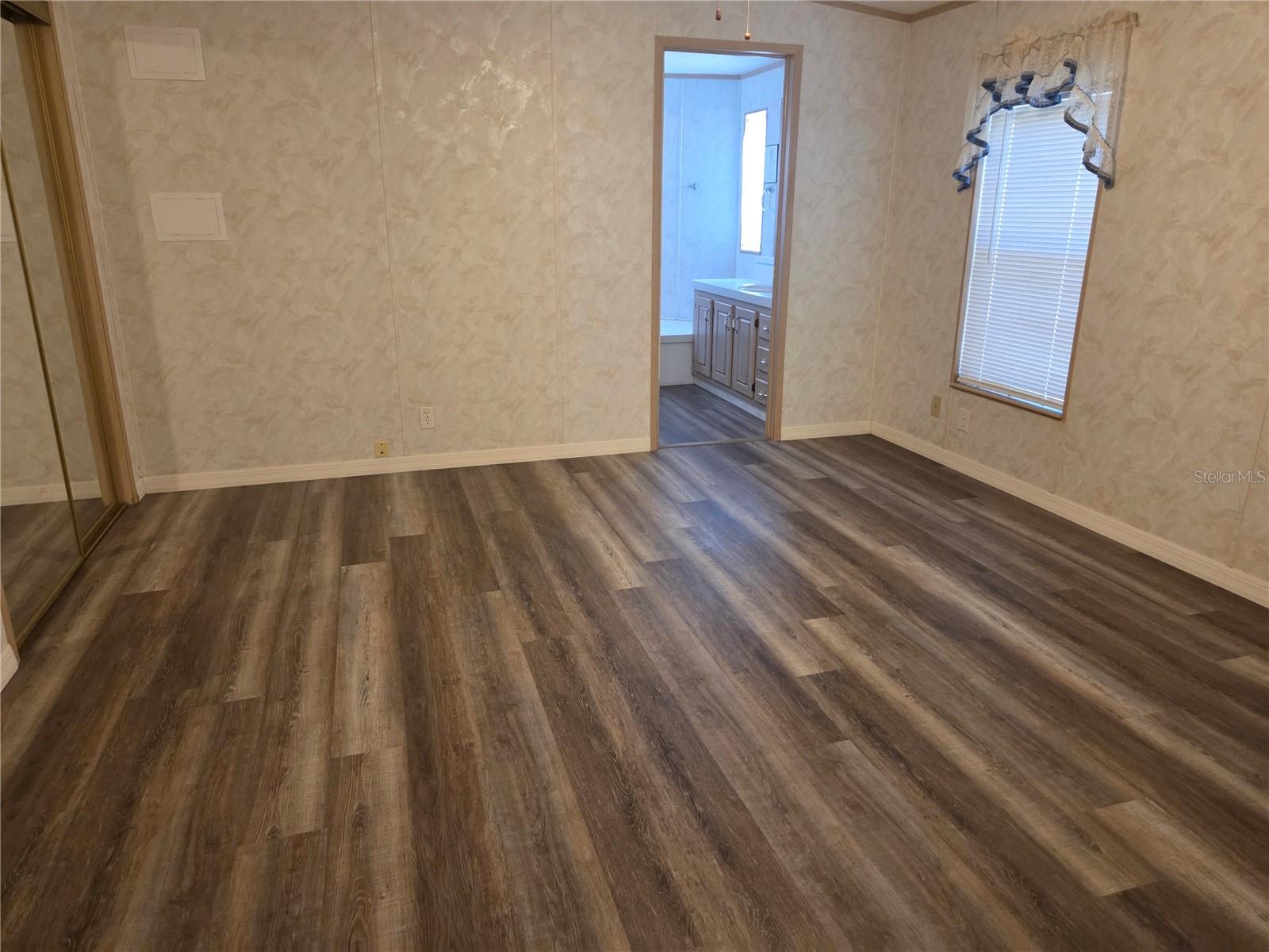 TAVARES FOX RUN MOBILE HOME - Residential Lease