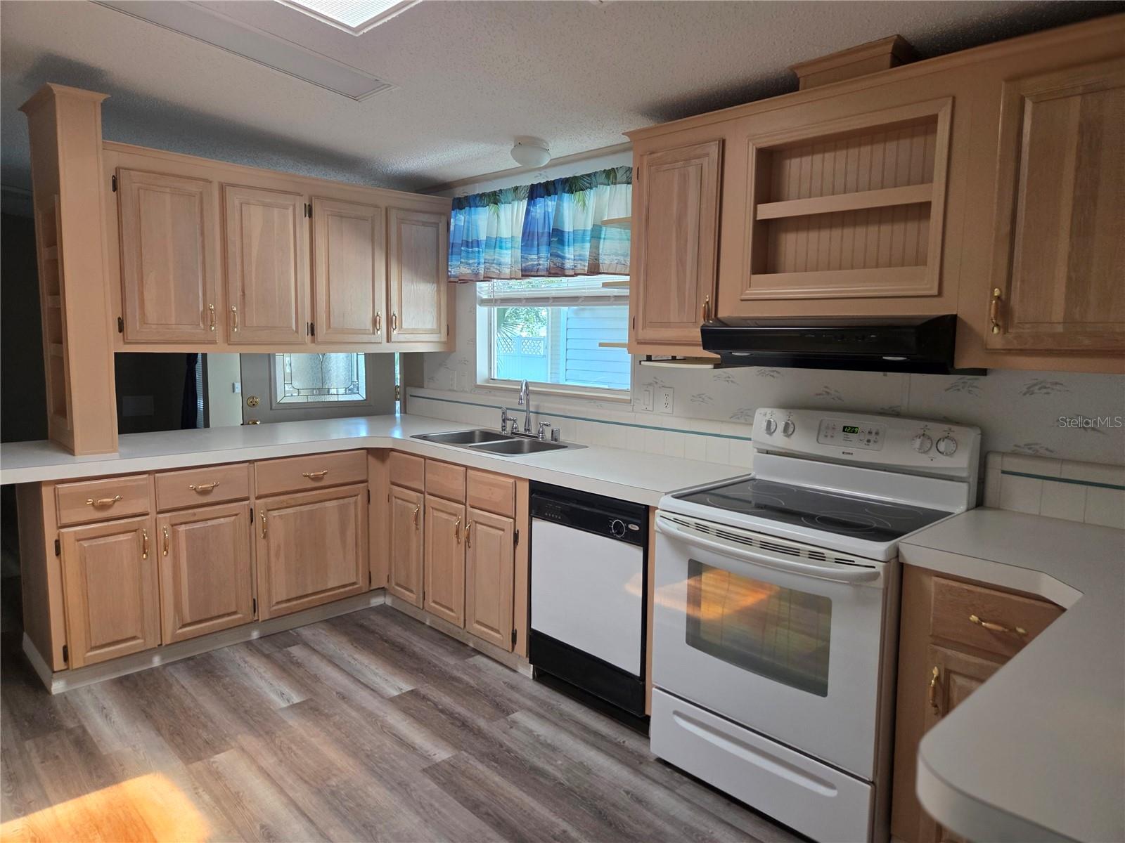 TAVARES FOX RUN MOBILE HOME - Residential Lease