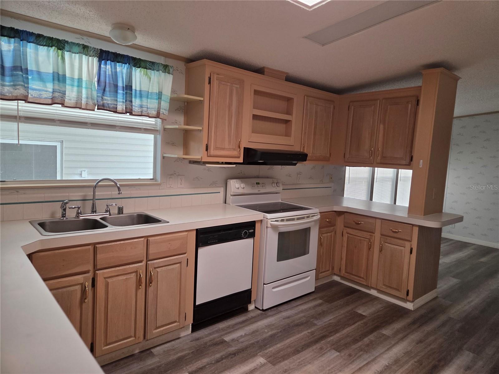 TAVARES FOX RUN MOBILE HOME - Residential Lease