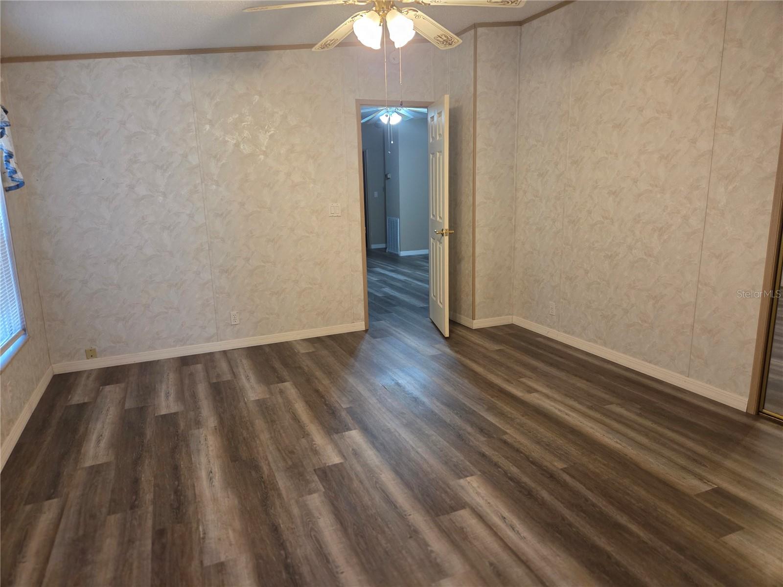 TAVARES FOX RUN MOBILE HOME - Residential Lease