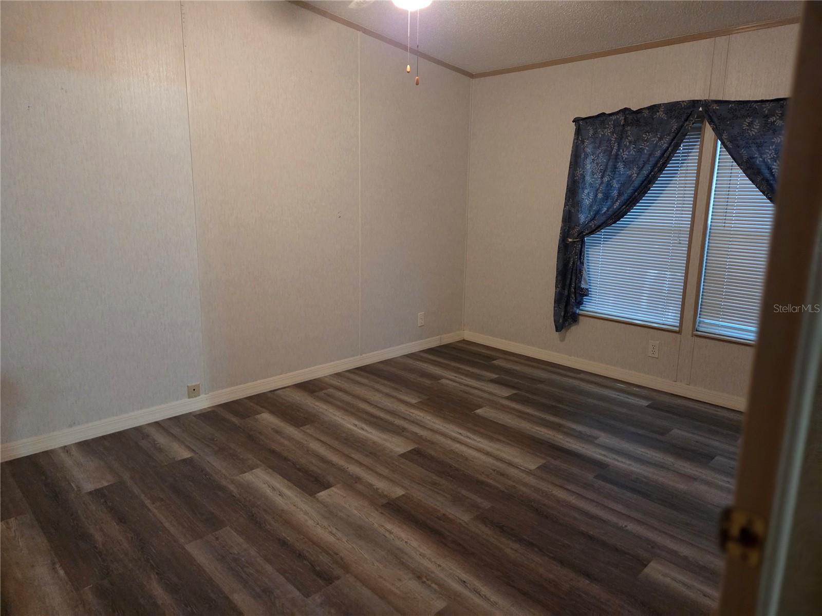 TAVARES FOX RUN MOBILE HOME - Residential Lease
