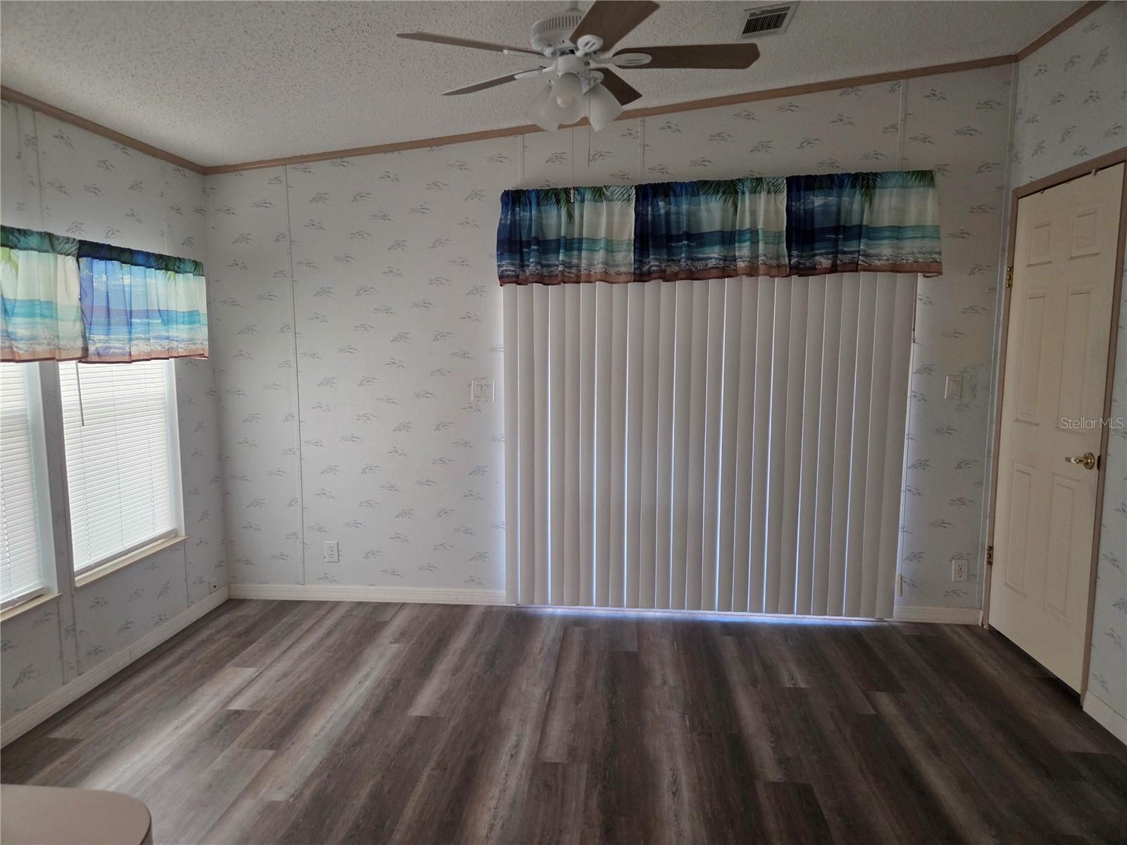 TAVARES FOX RUN MOBILE HOME - Residential Lease