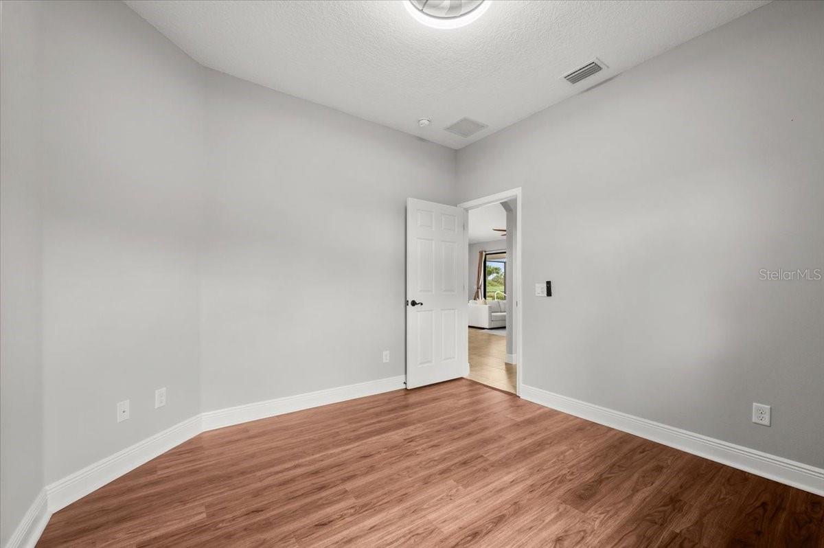 BOBCAT TRAIL - Residential