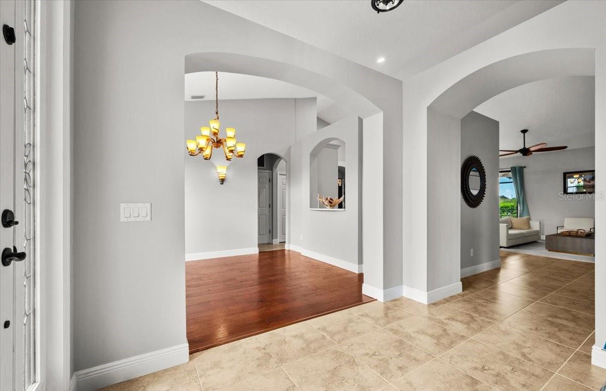 BOBCAT TRAIL - Residential