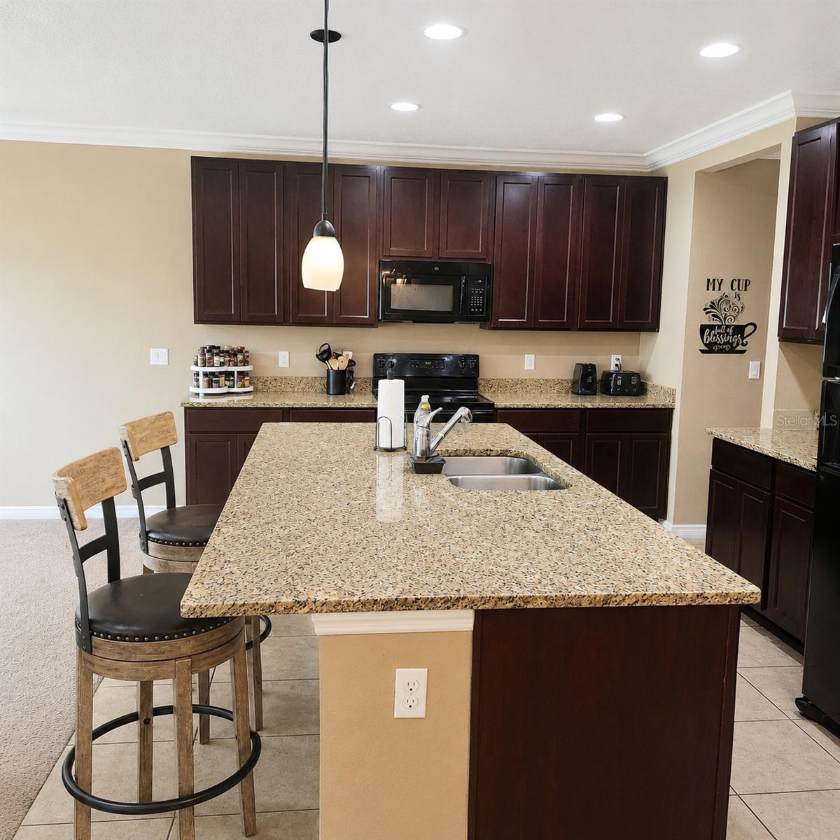 KNIGHT LAKE ESTATES - Residential