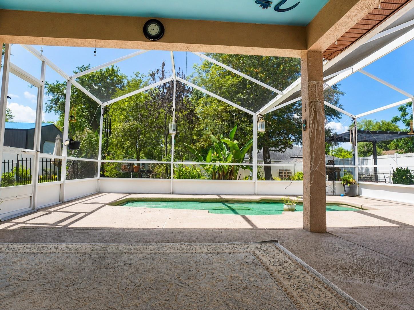 HAINES LAKE ESTATES - Residential