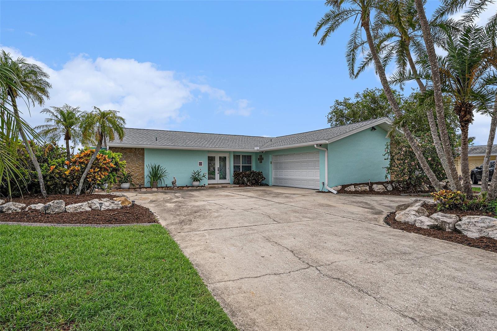 OAKHURST SHORES 1ST ADD - Residential
