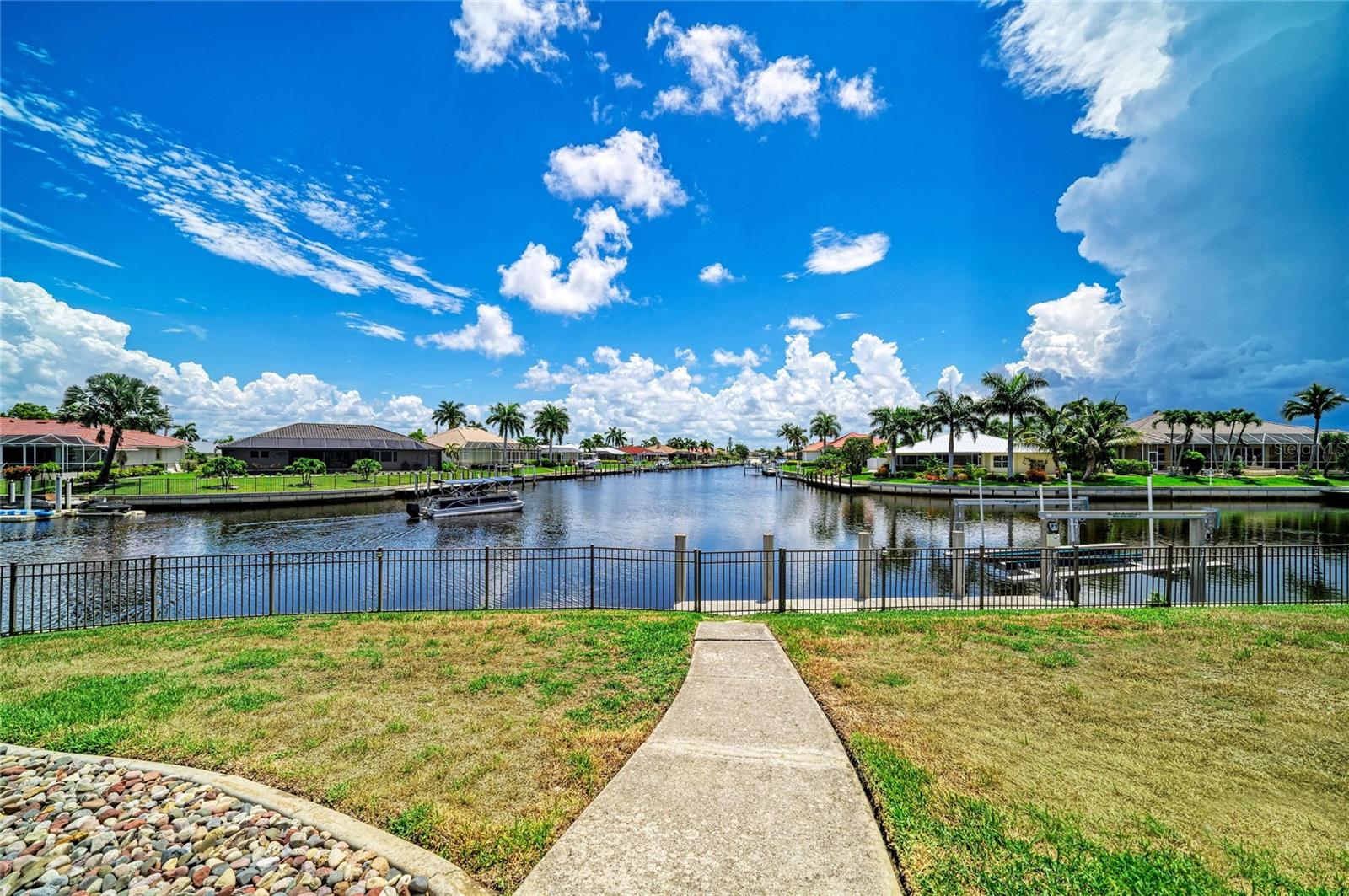 PUNTA GORDA ISLES SEC 07 - Residential