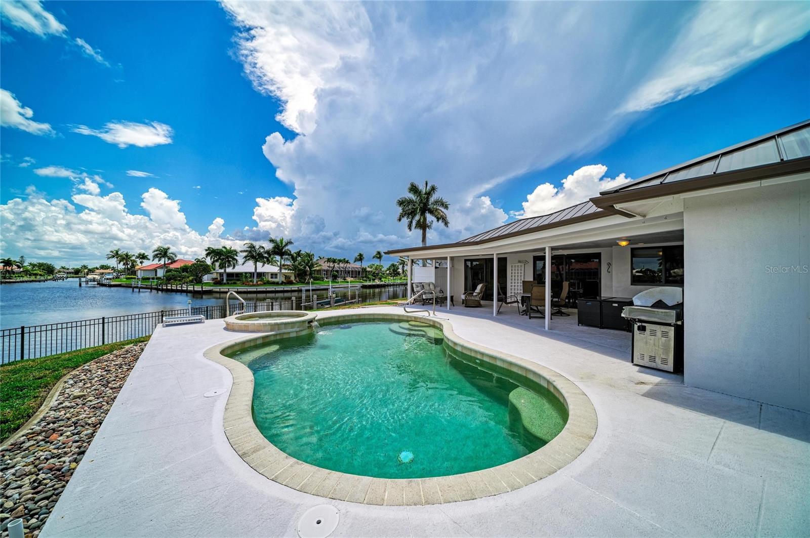 PUNTA GORDA ISLES SEC 07 - Residential