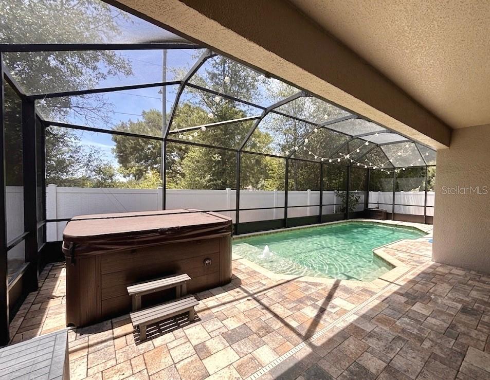 SUMMER CHASE - Residential