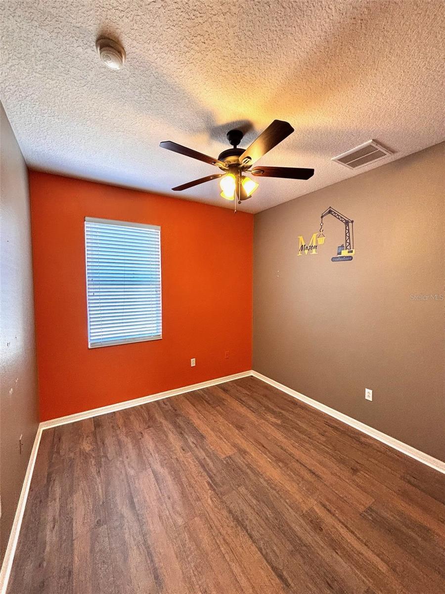SUMMER CHASE - Residential