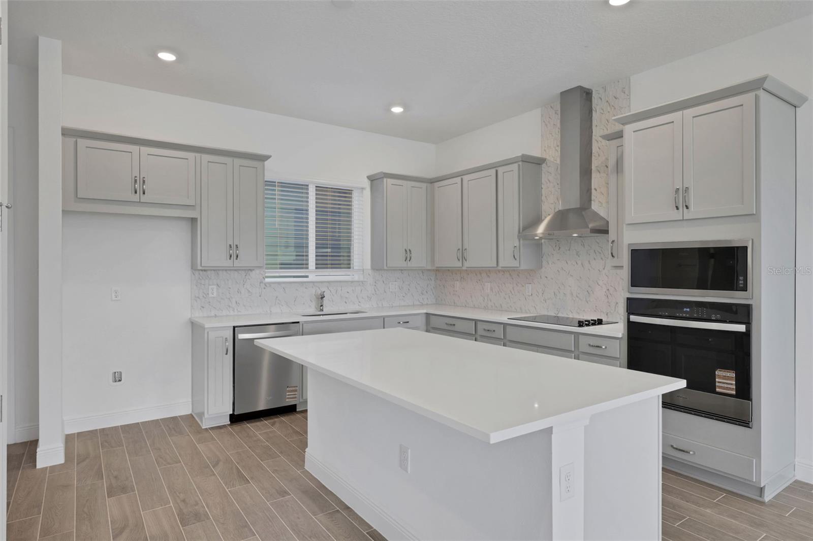 WESLYN PARK PH 2 - Residential