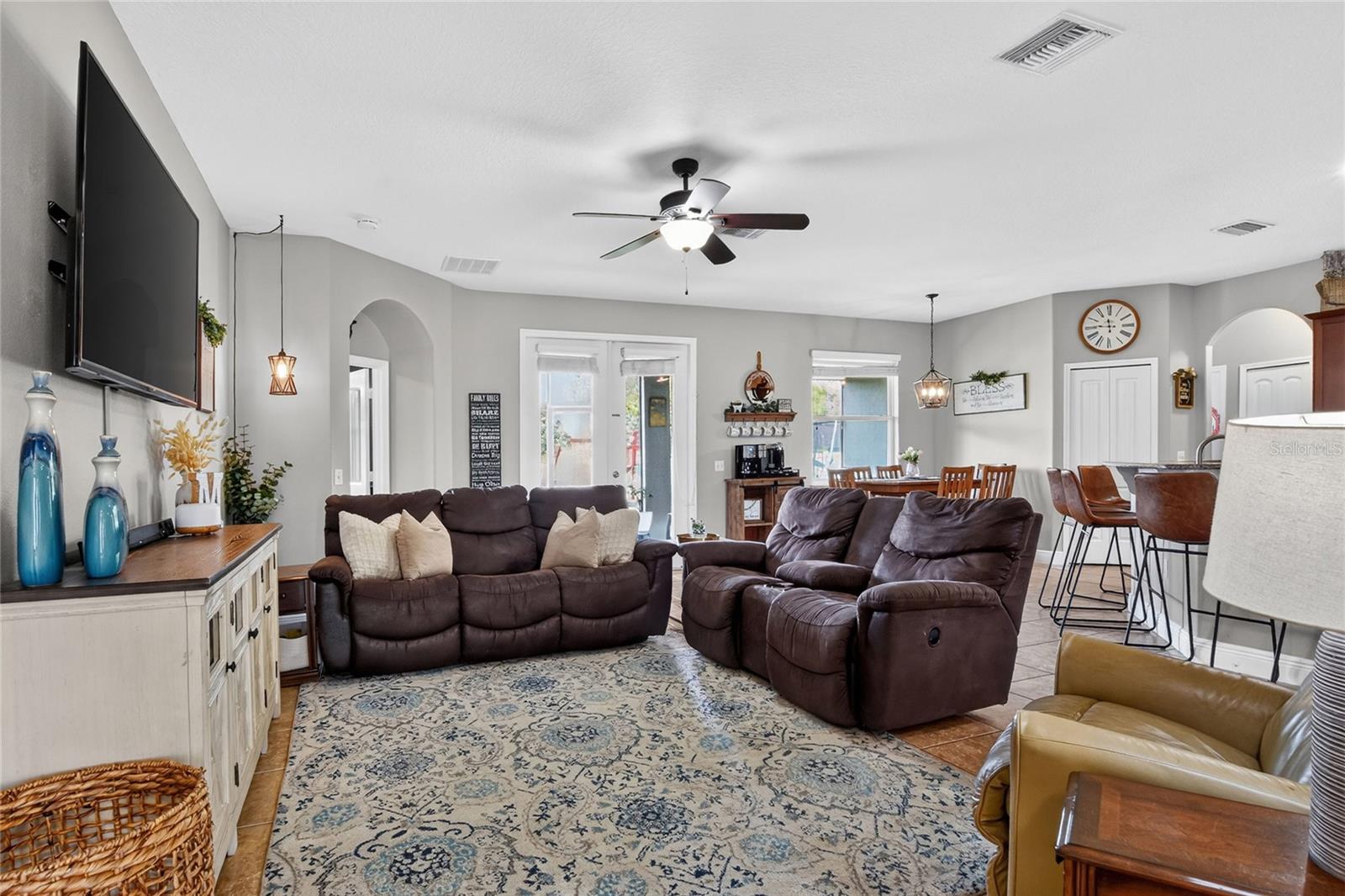 SOUTHCHASE - Residential