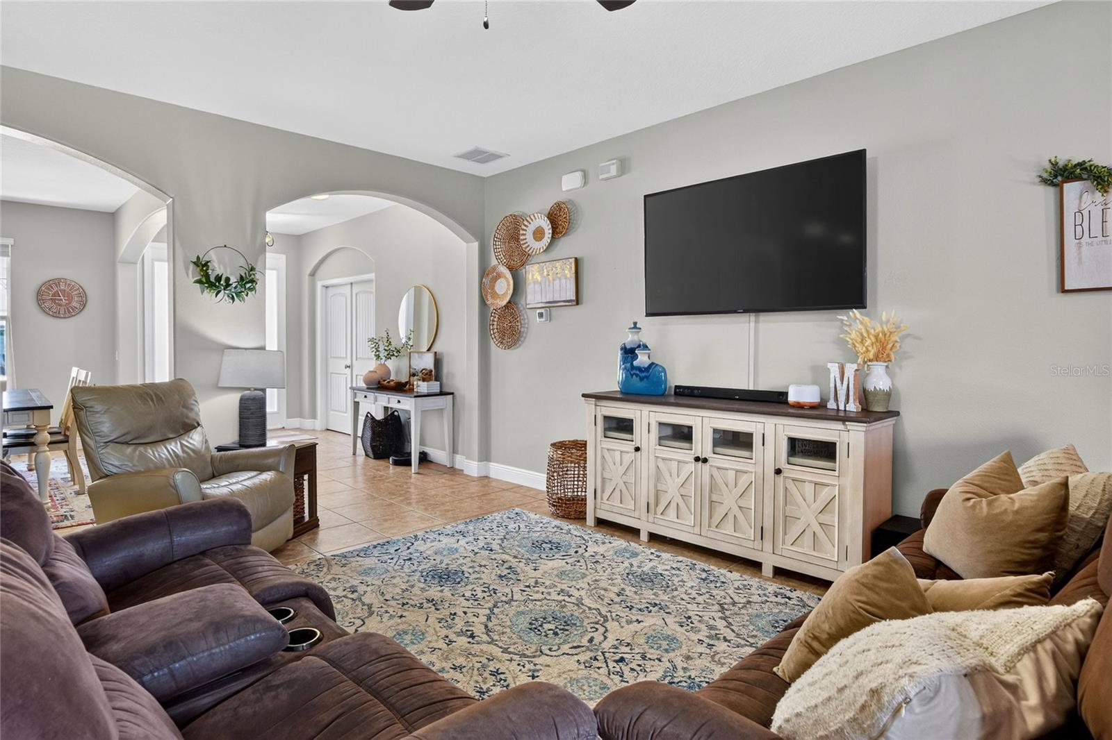 SOUTHCHASE - Residential