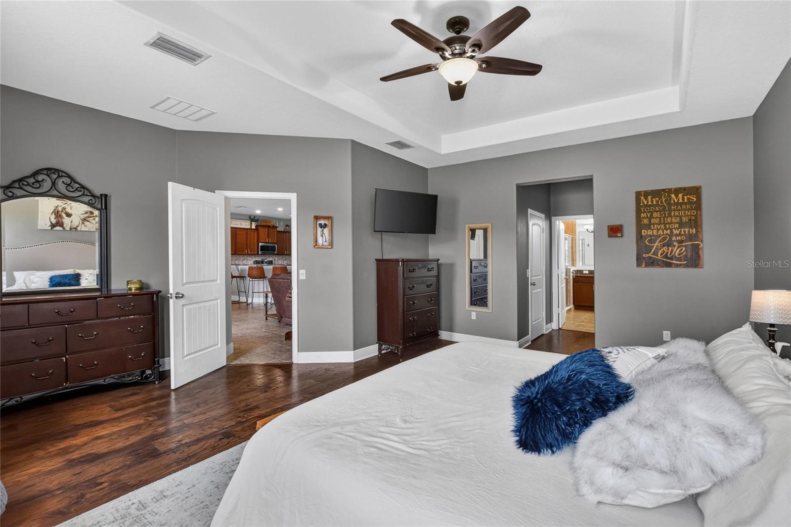 SOUTHCHASE - Residential
