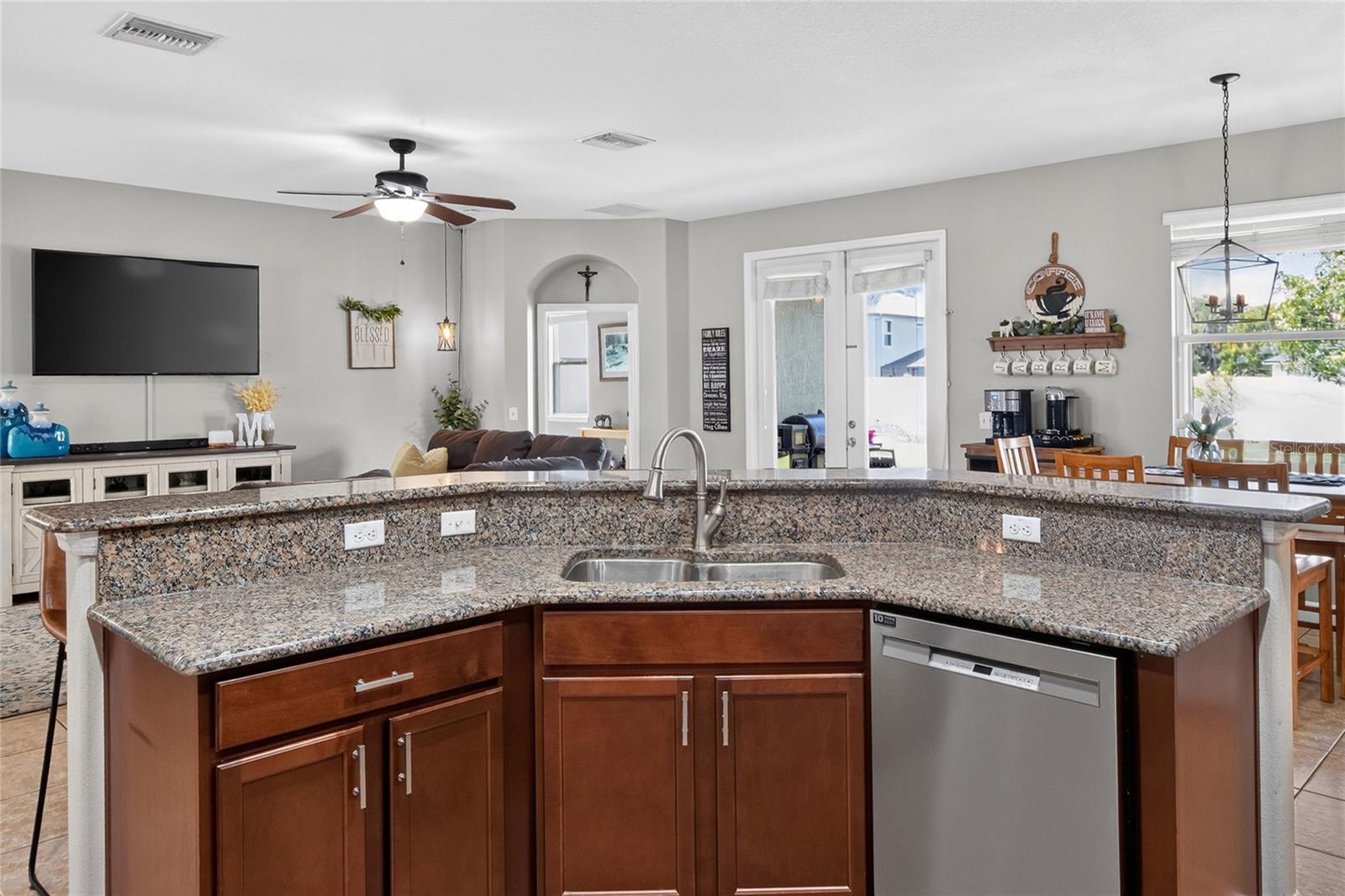 SOUTHCHASE - Residential
