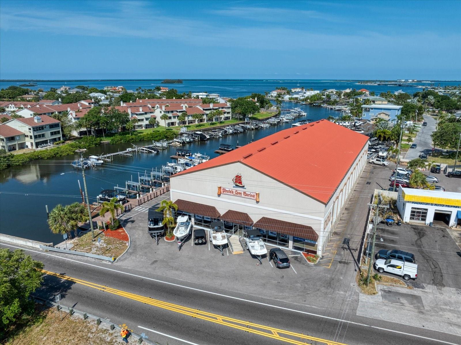 BAYWOOD SHORES - Commercial Sale