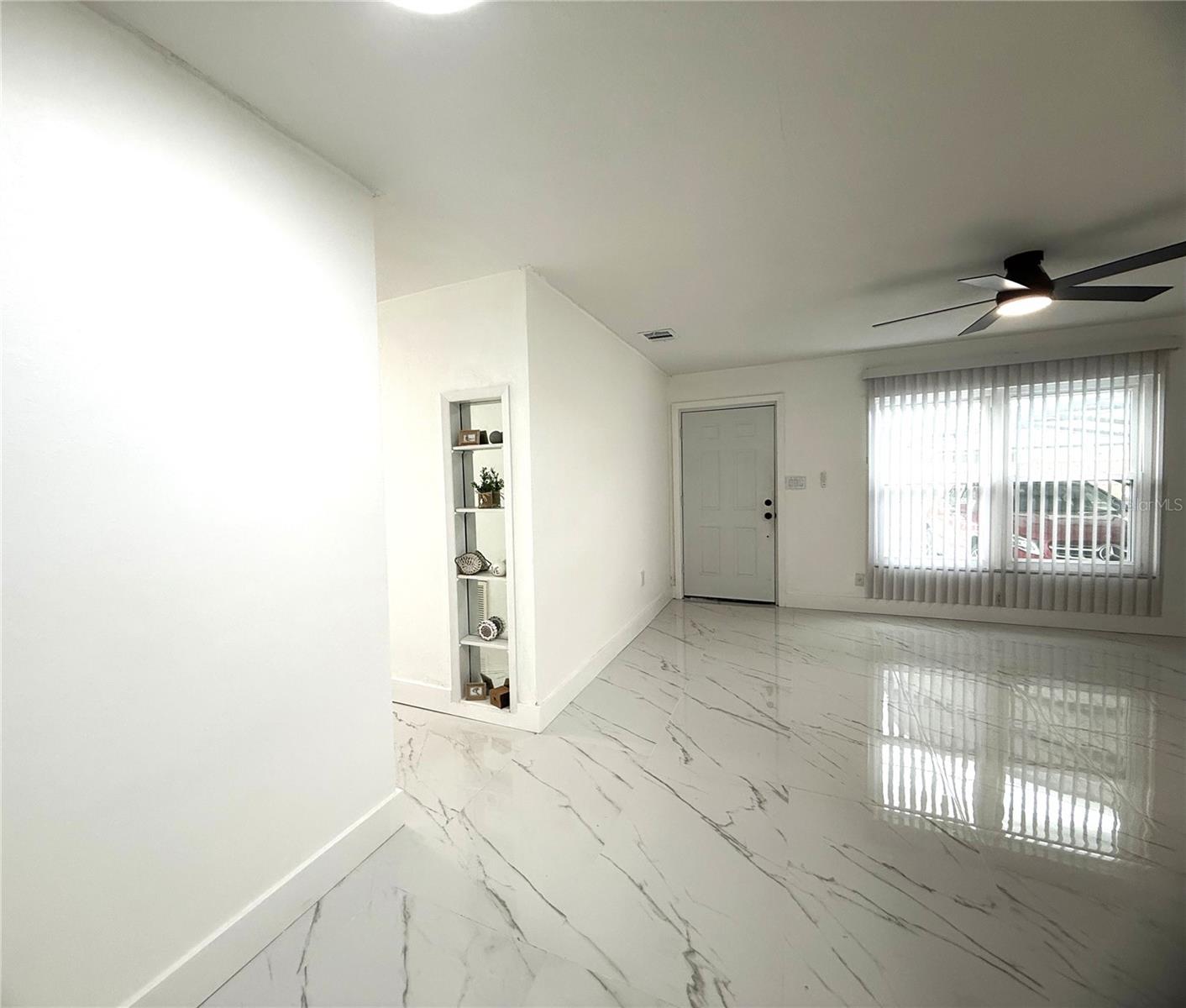 SOUTH LAKE VILLAGE SEC 1 - Residential