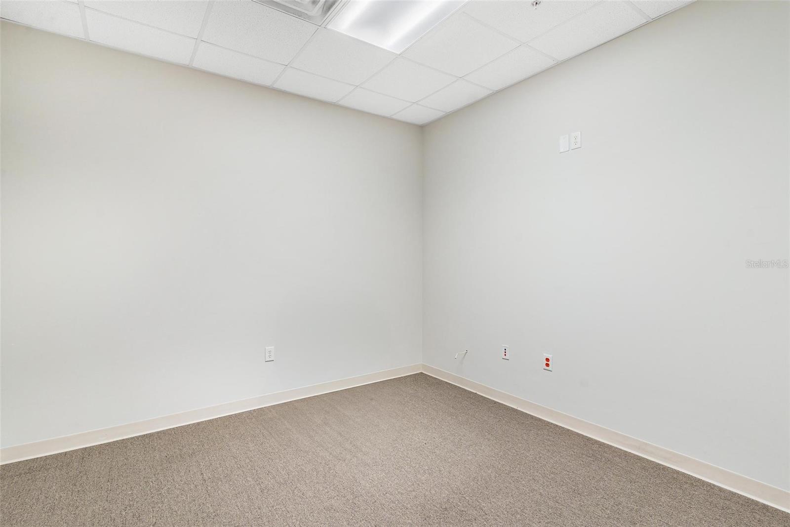 GREENLEAF BUS CENTRE - Commercial Sale