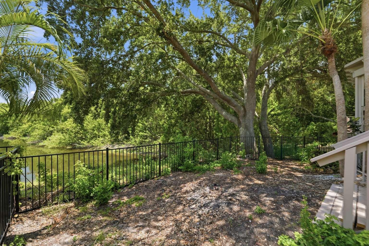 GRASSY POINTE - PH 1 - Residential