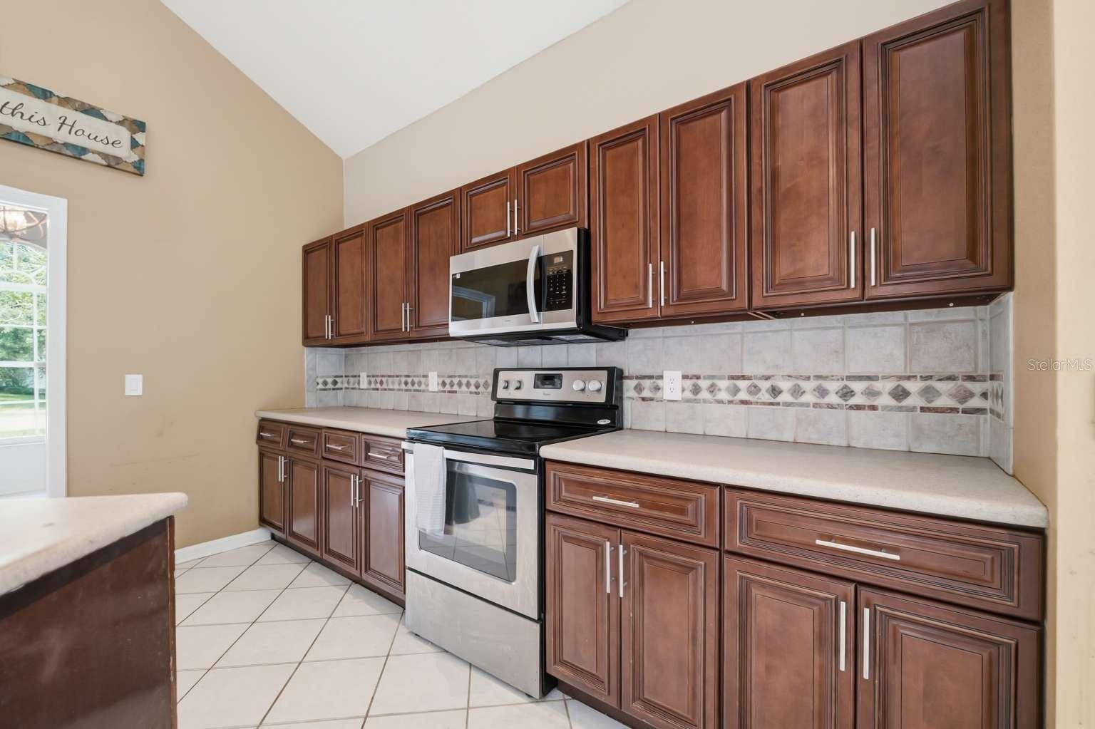 GRASSY POINTE - PH 1 - Residential