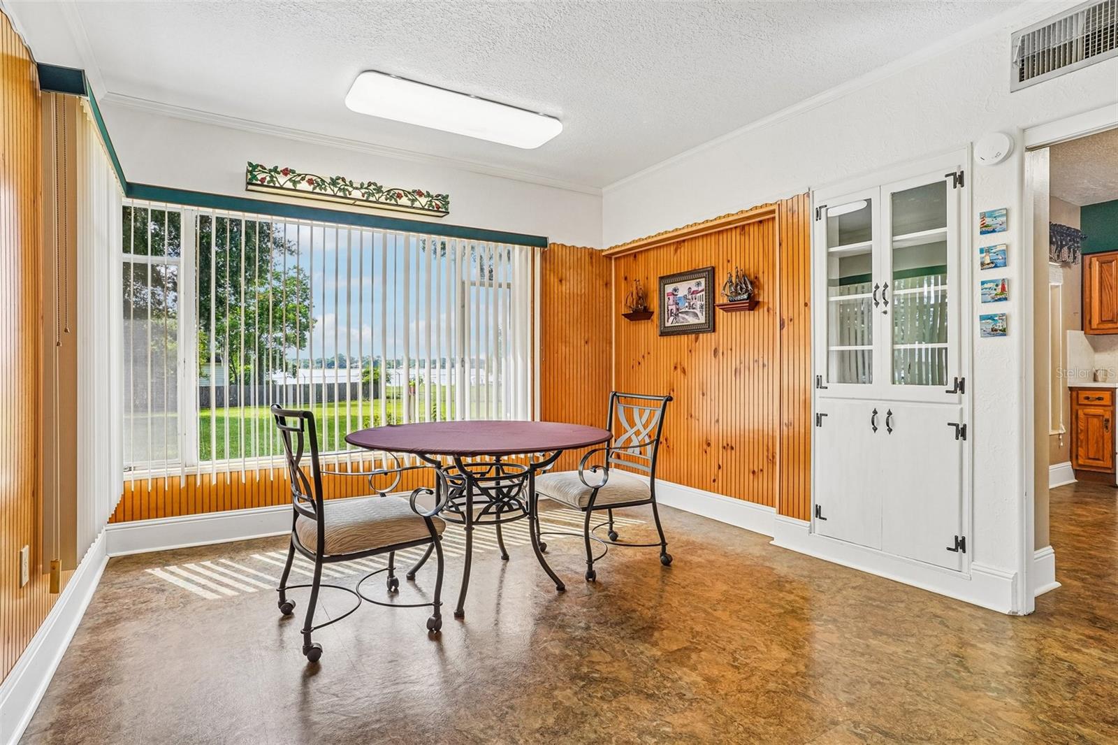 JOANNA SHORES - Residential