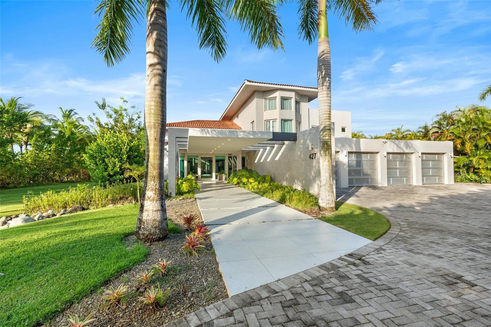 DORADO BEACH EAST - Residential