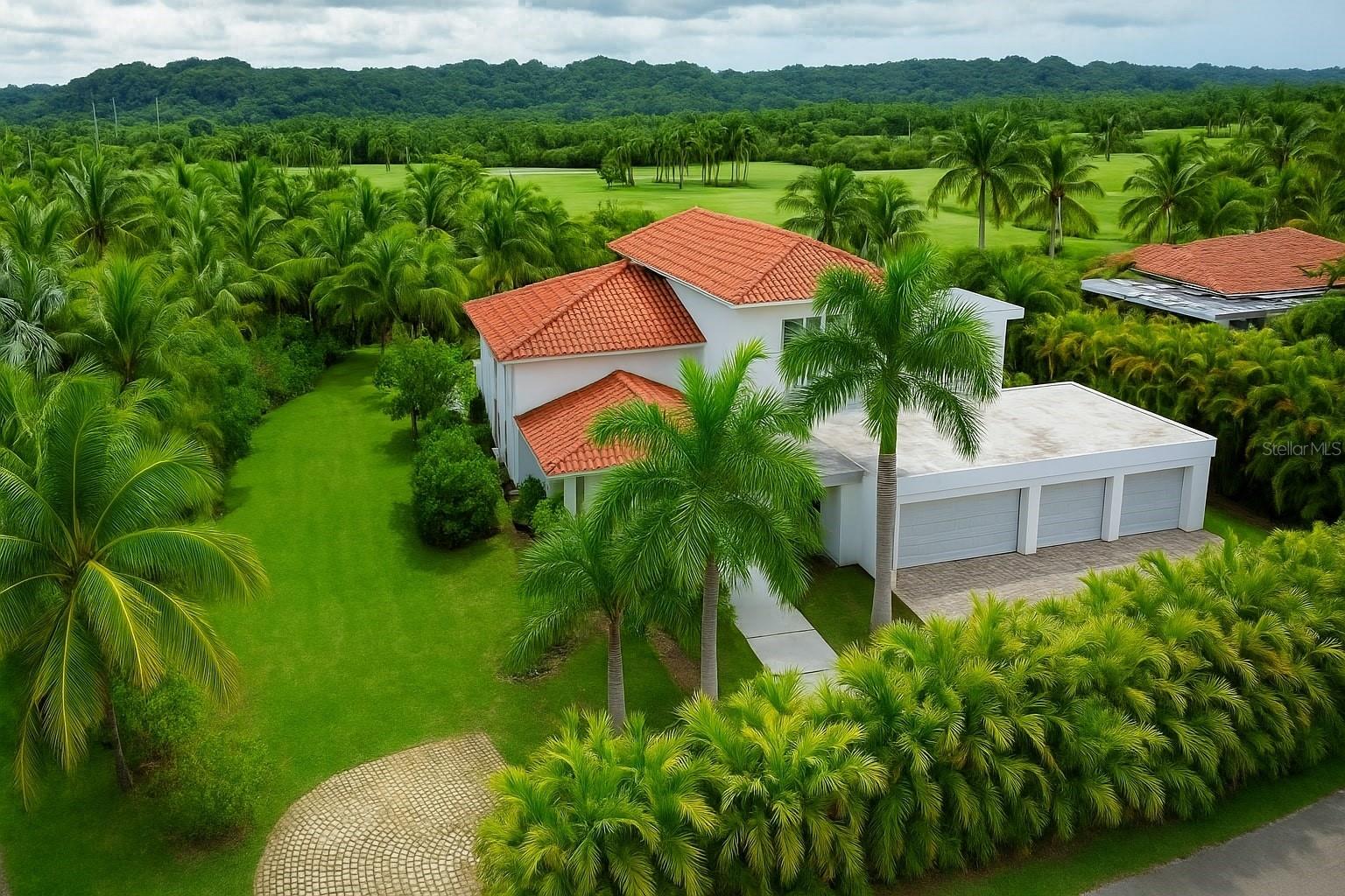 DORADO BEACH EAST - Residential