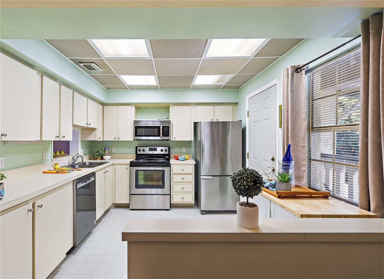CORDOVA GREENS CONDO - Residential