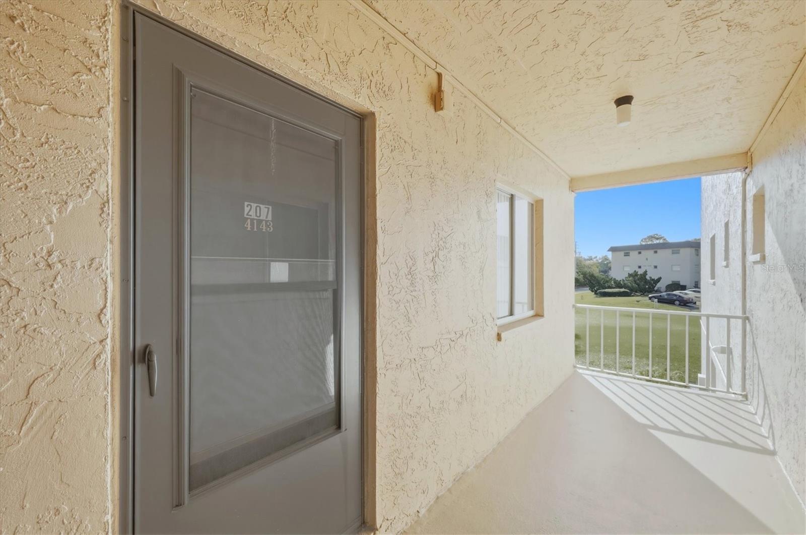 BAYSHORE ON THE LAKE APTS SEC 4 - Residential