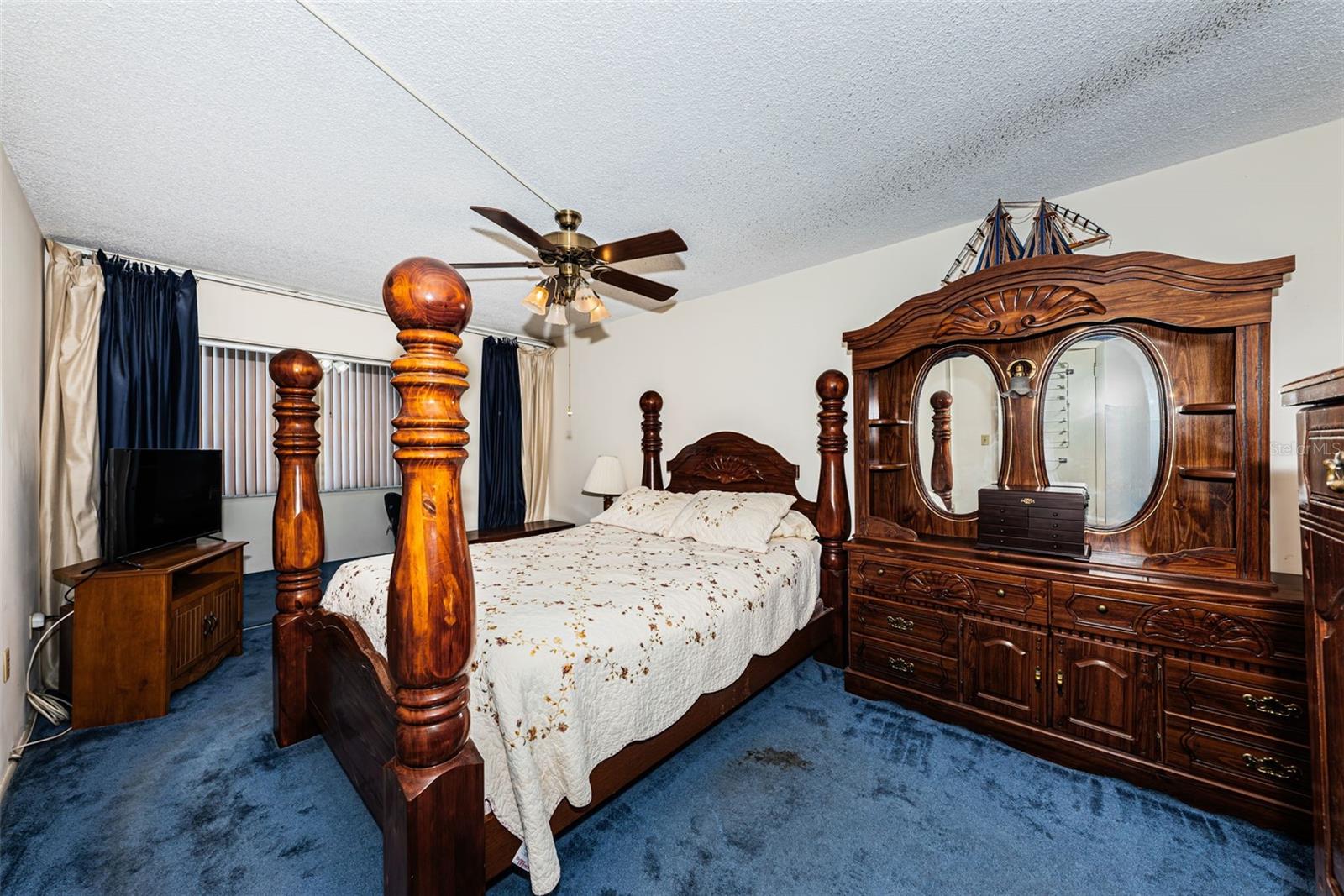 LEXINGTON TOWERS CONDO - Residential