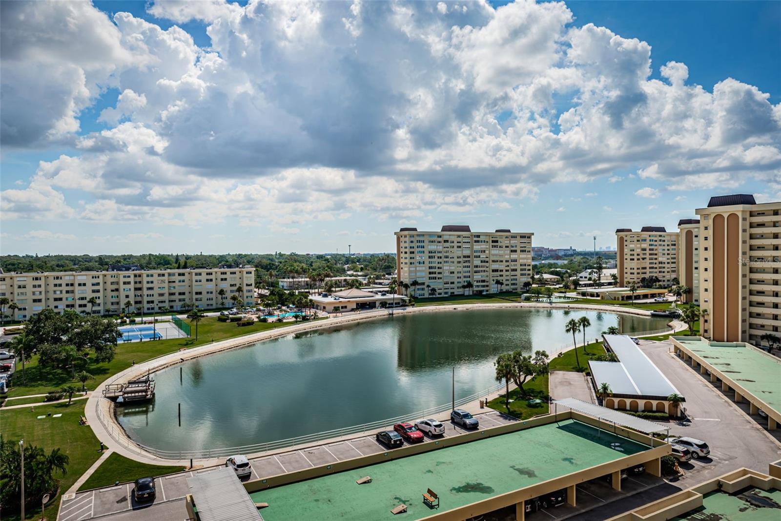 LEXINGTON TOWERS CONDO - Residential