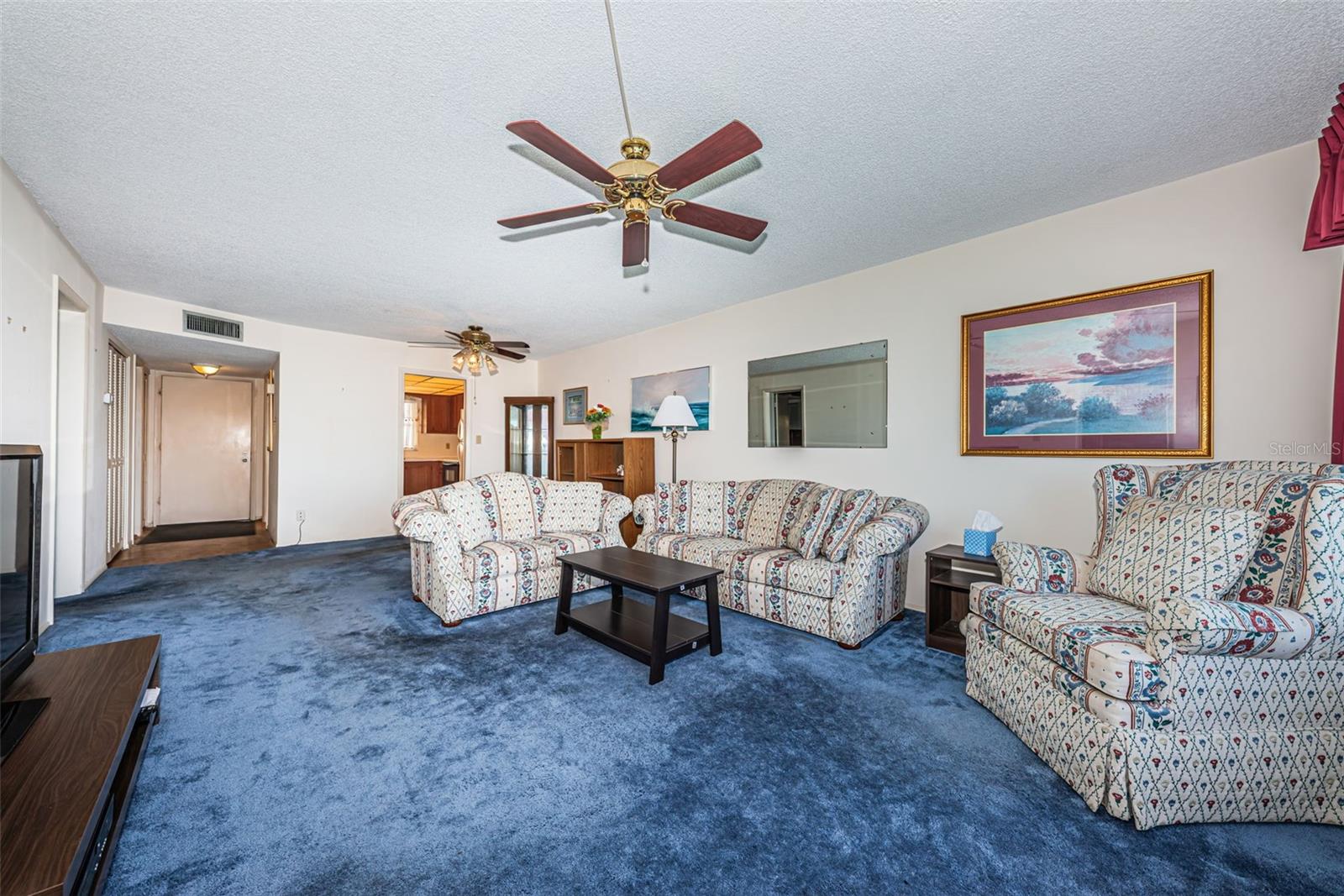 LEXINGTON TOWERS CONDO - Residential