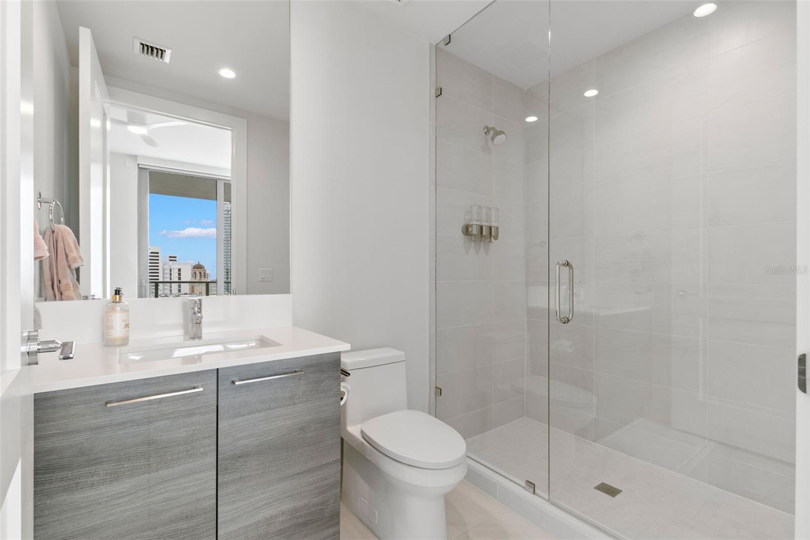 SALTAIRE CONDO - Residential