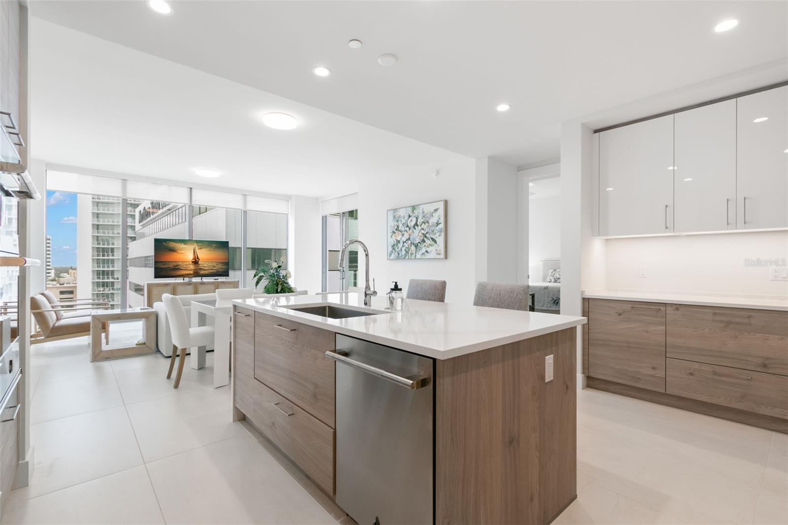 SALTAIRE CONDO - Residential