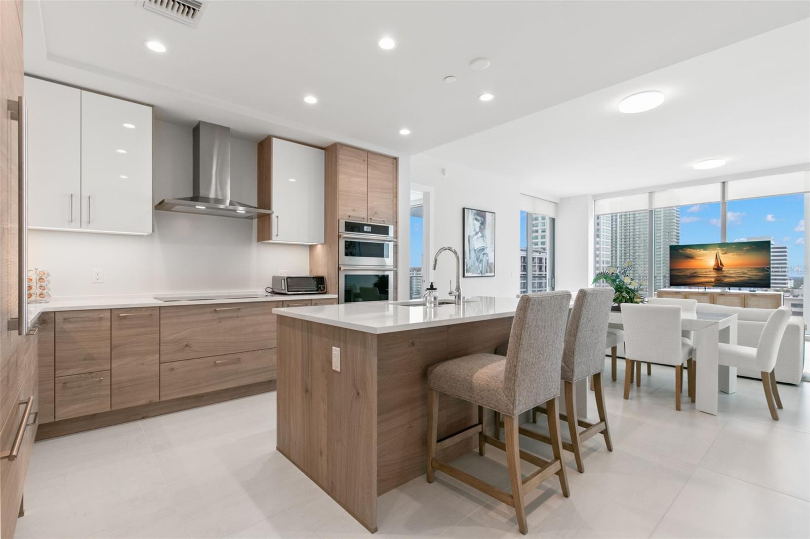 SALTAIRE CONDO - Residential