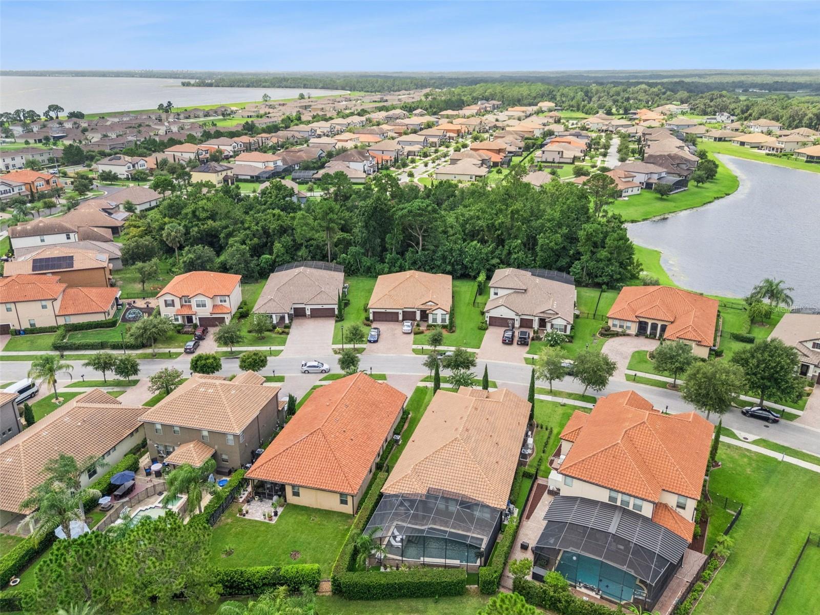 RIVIERA BELLA UN 3 - Residential